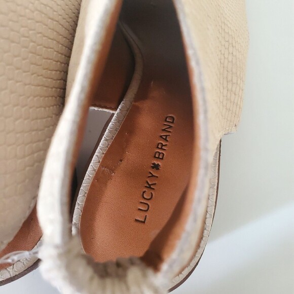 Lucky Brand Women's Terif Backstrap High Heel Sandal Heeled, Stucco 8M - Picture 7 of 16